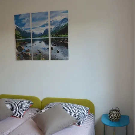 Mela Apartman Posedarje